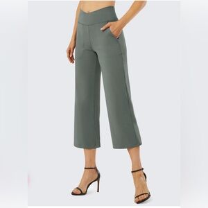 ✨G4Free High Waisted Capri Pants Sage Green Knee Length Sz S ✨NWT Activewear